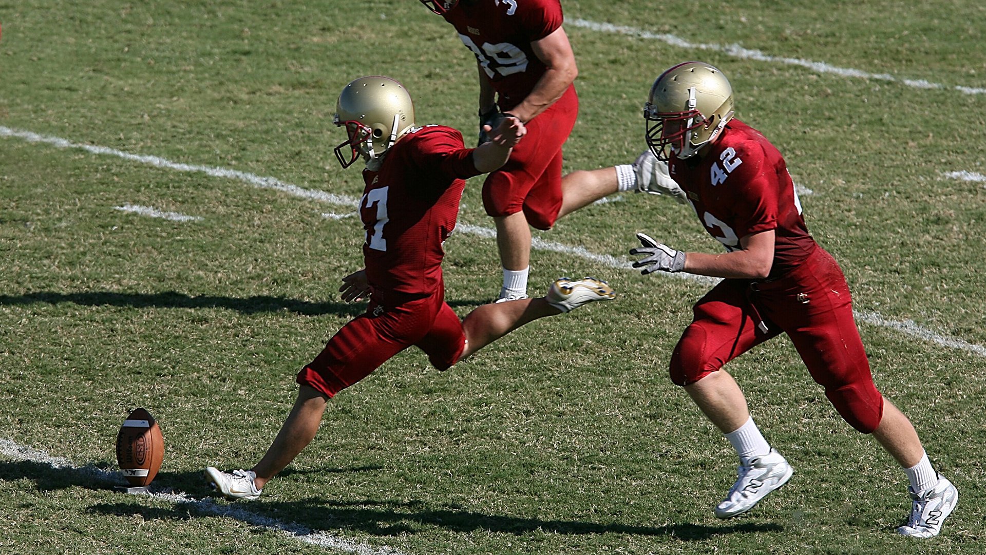 水球赛中希腊门将高接抵挡,希腊足球水平